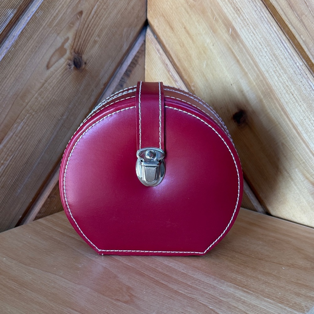 Vintage Travel Jewelry Box
